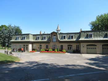 Écuries