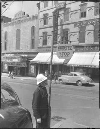 1942