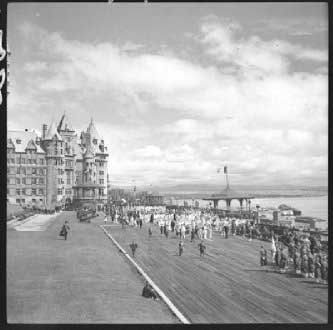 1942